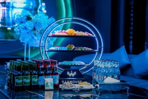 京城会所KTV诚邀魅力女生共筑梦想舞台